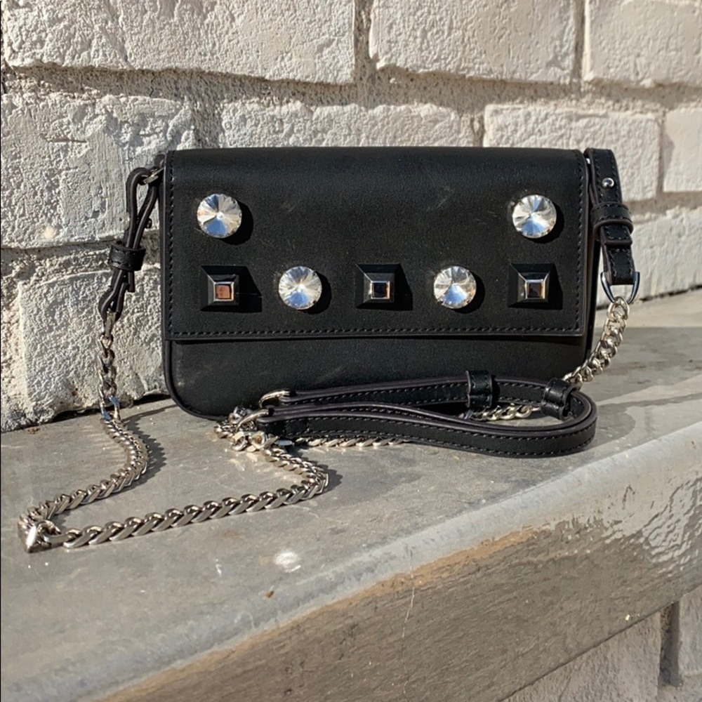 Crossbody bag